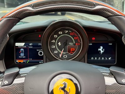 FERRARI F8 SPIDER - 9