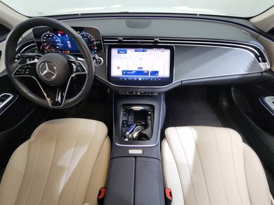 MERCEDES-BENZ E-CLASS - 5
