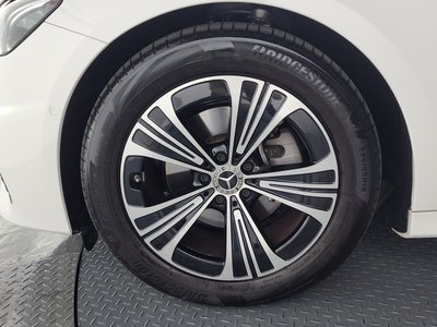 MERCEDES-BENZ E-CLASS - 6