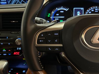 LEXUS RX - 8