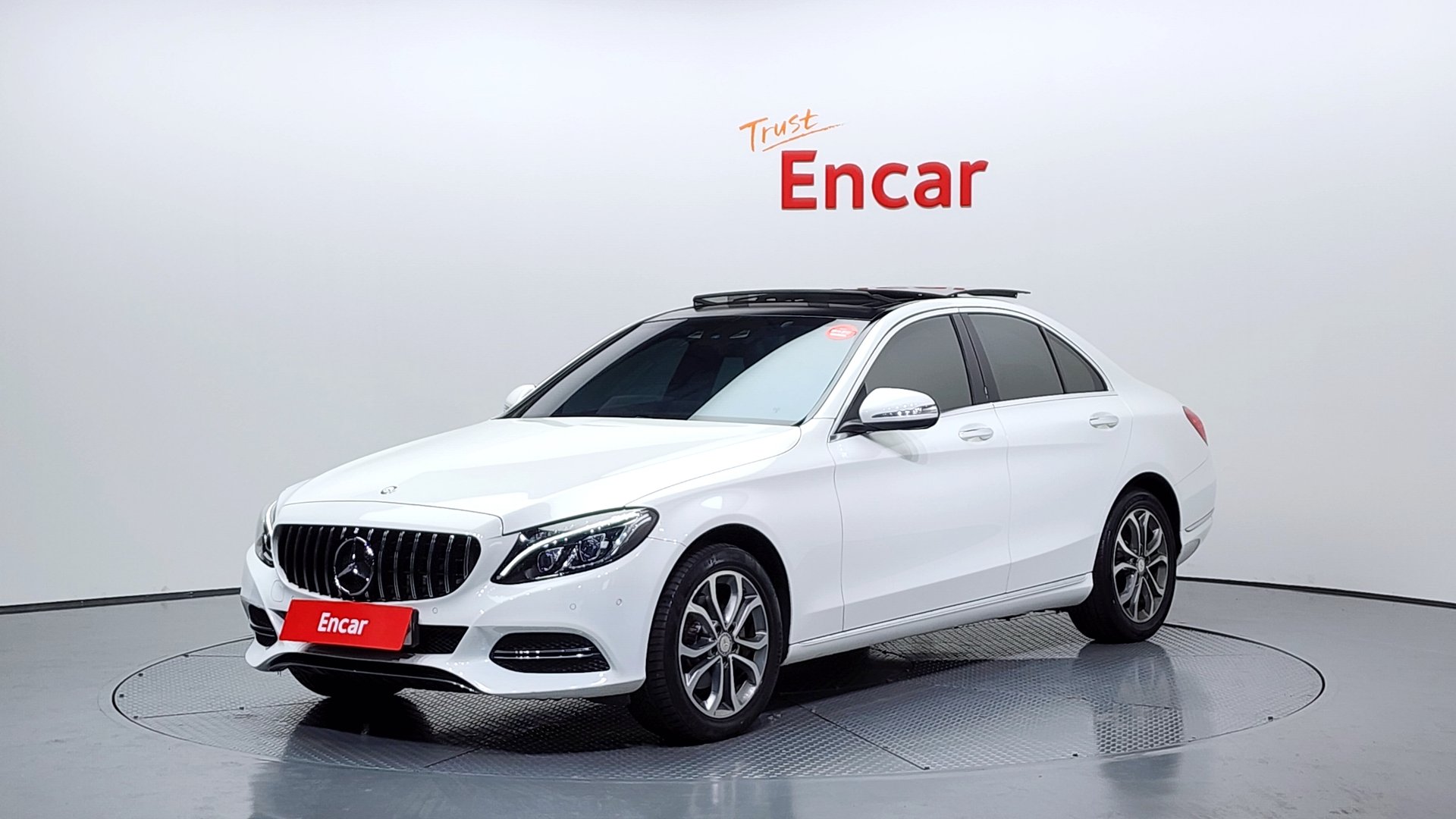 MERCEDES-BENZ C-CLASS - View 1