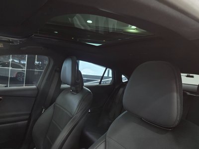 MERCEDES-BENZ GLC - 10