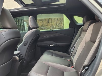 LEXUS RX - 8