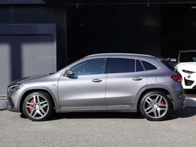 MERCEDES-BENZ GLA - 3
