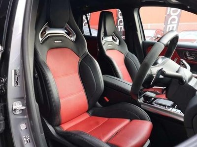 MERCEDES-BENZ GLA - 8