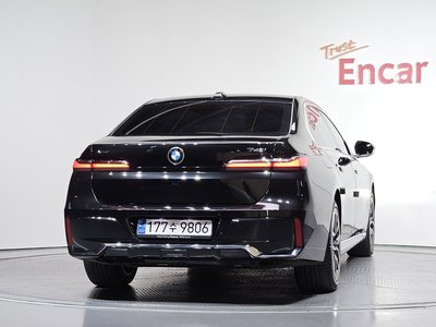 BMW 7 SERIES - 4
