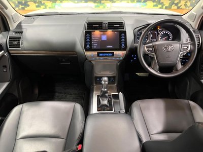 TOYOTA LAND CRUISER PRADO - 2