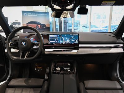 BMW 5 SERIES - 4