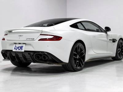 ASTON MARTIN VANQUISH - 5