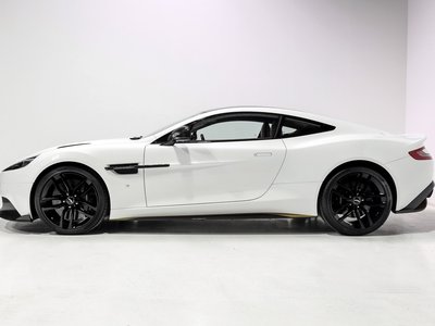 ASTON MARTIN VANQUISH - 3