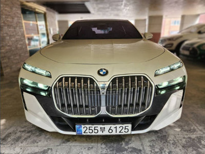 BMW 7 SERIES - 1
