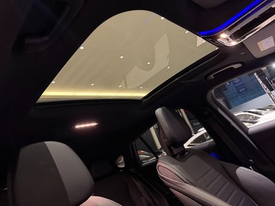 MERCEDES-BENZ GLC - 10