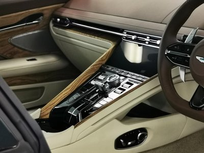 2026 Aston Martin DB12 照片 10