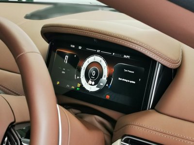 2026 Aston Martin DB12 照片 11