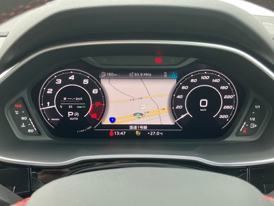 صورة 22 لـ 2021 AUDI RS Q3