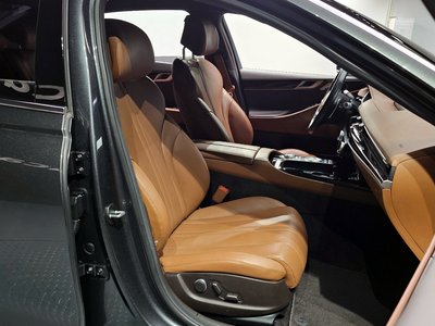 GENESIS G80 (RG3) - 10