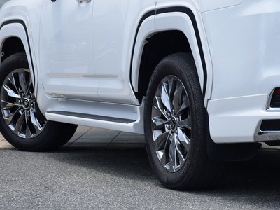 2024 Toyota LAND CRUISER 300 — миниатюра 21