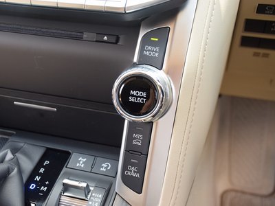 2024 Toyota LAND CRUISER 300 — миниатюра 48