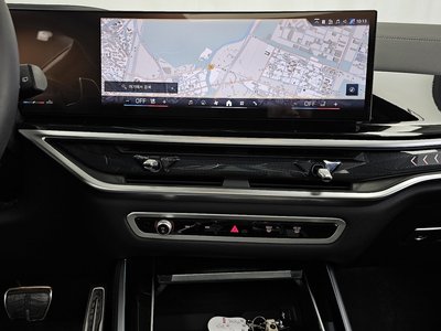 2025 BMW X5 缩略图 14