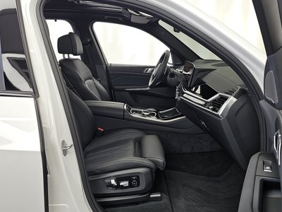 2025 BMW X5 缩略图 11