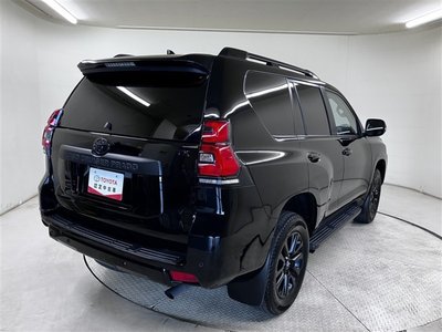 صورة 8 لـ 2023 Toyota LAND CRUISER PRADO