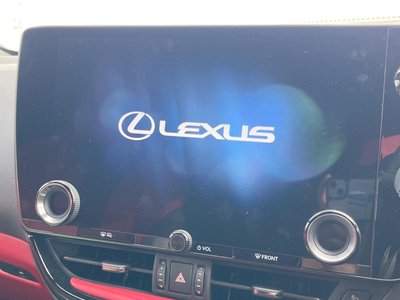 2023 Lexus NX — фото 4