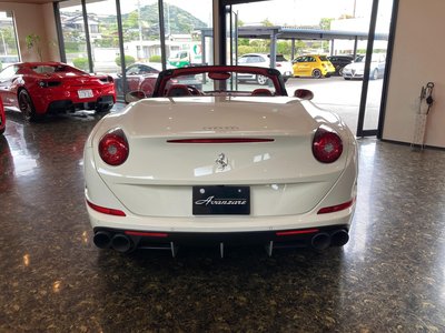 FERRARI CALIFORNIA - 9