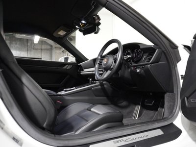 PORSCHE 911 - 9
