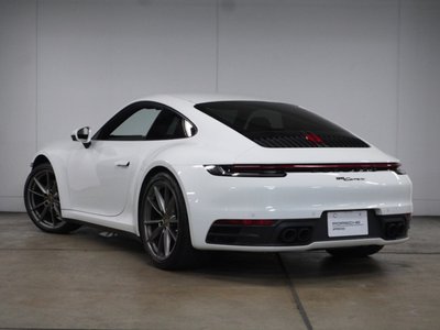 PORSCHE 911 - 4