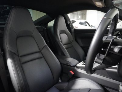 PORSCHE 911 - 10