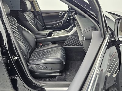 صورة 10 لـ 2022 Genesis GV80
