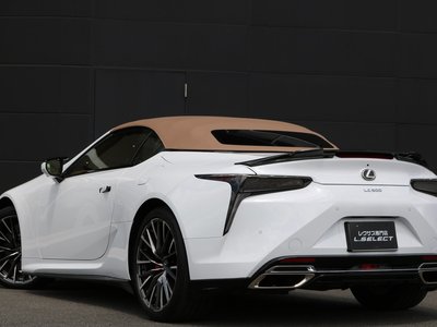 2023 Lexus LC CONVERTIBLE thumbnail 11
