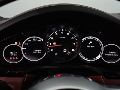 PORSCHE CAYENNE - 8