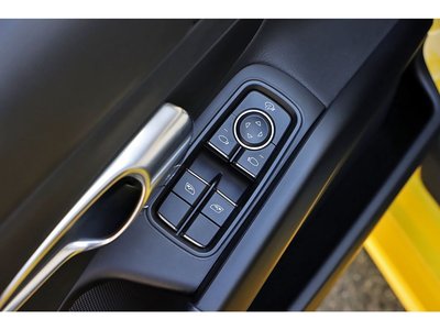2018 Porsche 718 thumbnail 43