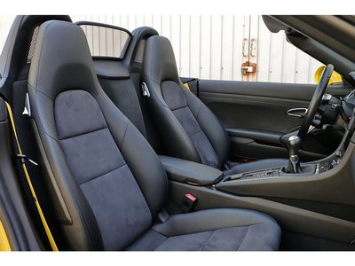 2018 Porsche 718 thumbnail 31