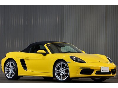 2018 Porsche 718 thumbnail 15