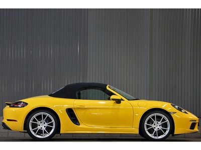 صورة 6 لـ 2018 Porsche 718