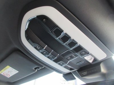 2019 Porsche MACAN — миниатюра 66