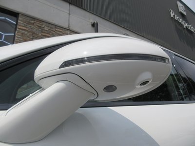 2019 Porsche MACAN — миниатюра 16