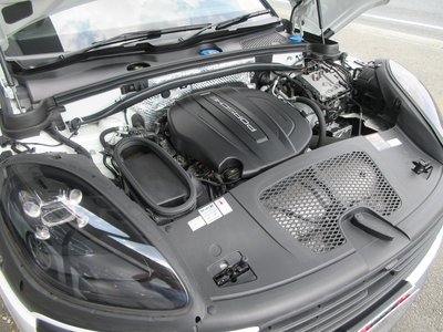 2019 Porsche MACAN — миниатюра 31