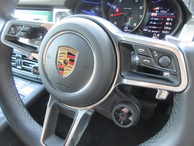 2019 Porsche MACAN — миниатюра 43