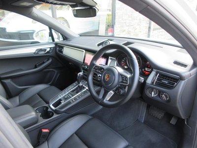 2019 Porsche MACAN — миниатюра 37