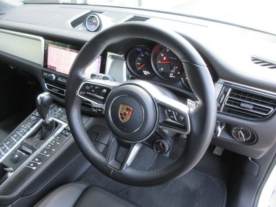 2019 Porsche MACAN — миниатюра 42
