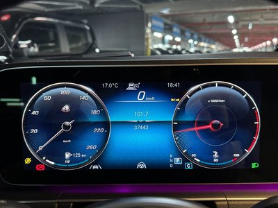 MERCEDES-BENZ GLS - 4