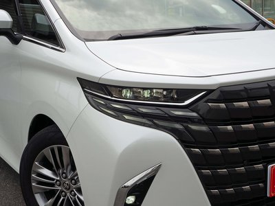 2025 Toyota ALPHARD — миниатюра 12