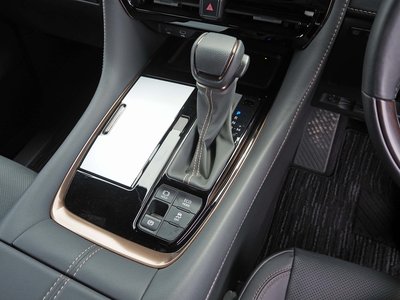 2025 Toyota ALPHARD — миниатюра 39