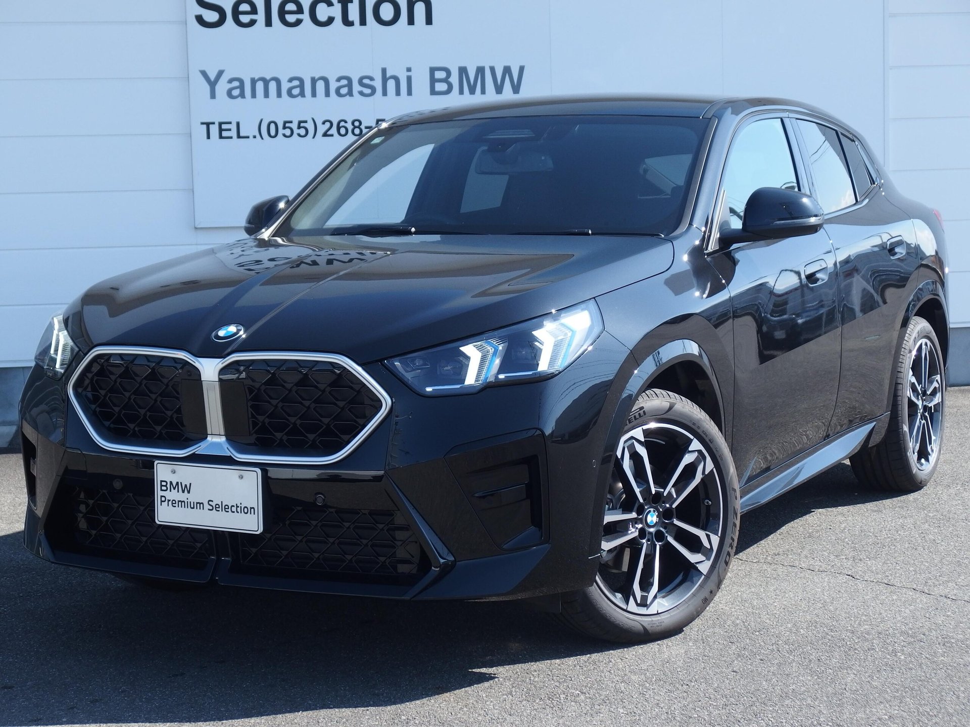 BMW X2 - View 1