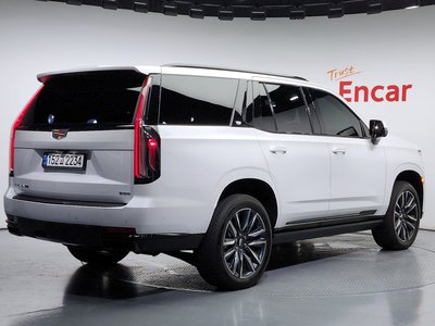 CADILLAC ESCALADE 5TH GENERATION - 4