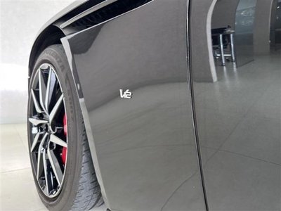 ASTON MARTIN DB11 - 8