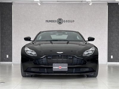 ASTON MARTIN DB11 - 2